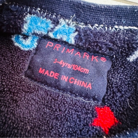 Primark Fuzzy Soccer ⚽️ Sweater Size 3-4 Years - Picture 4 of 5